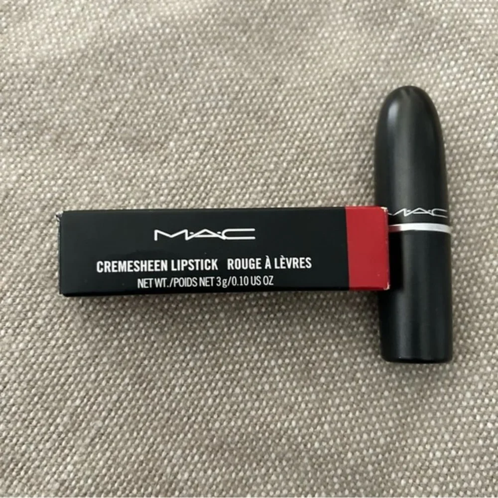 MAC CREMESHEEN LIPSTICK- Sweet Sakura- NIB